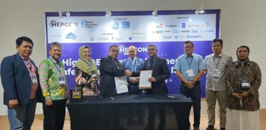 Unila Establishes Cooperation Agreement with Refles University Malaysia