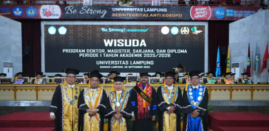 The Story of Omar, a Graduate from Yemen who Completed his Master’s Degree at Unila