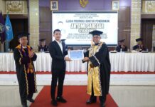 Antomi Saregar Earns Doctorate for Research on the PINTAR Inquiry-Based Disaster Model