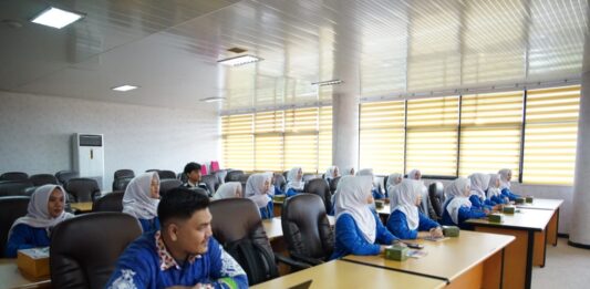 Unila Receives Educational Visit from Yadika Natar Vocational School