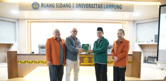 Unila Receives Educational Visits from the Shuffah Hizbulloh Islamic Boarding School and the Al-Fatah Madrasah in Lampung