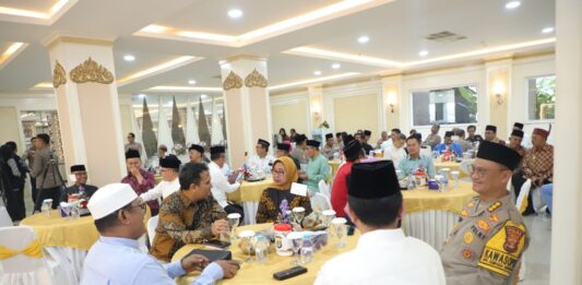 The Rector attends a Break-of-the-Feast Event at the Lampung Regional Police Office