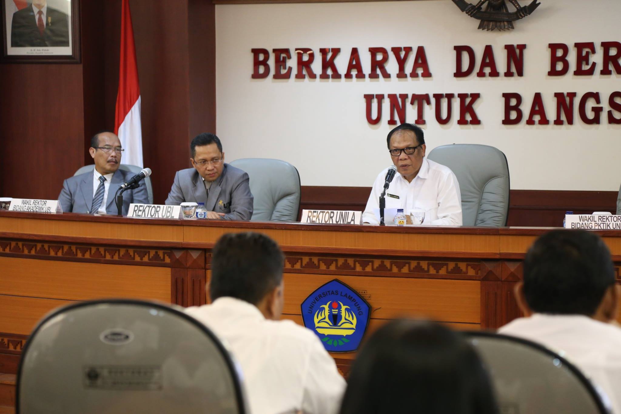 26841172_382244965569058_2652703165346267357_o