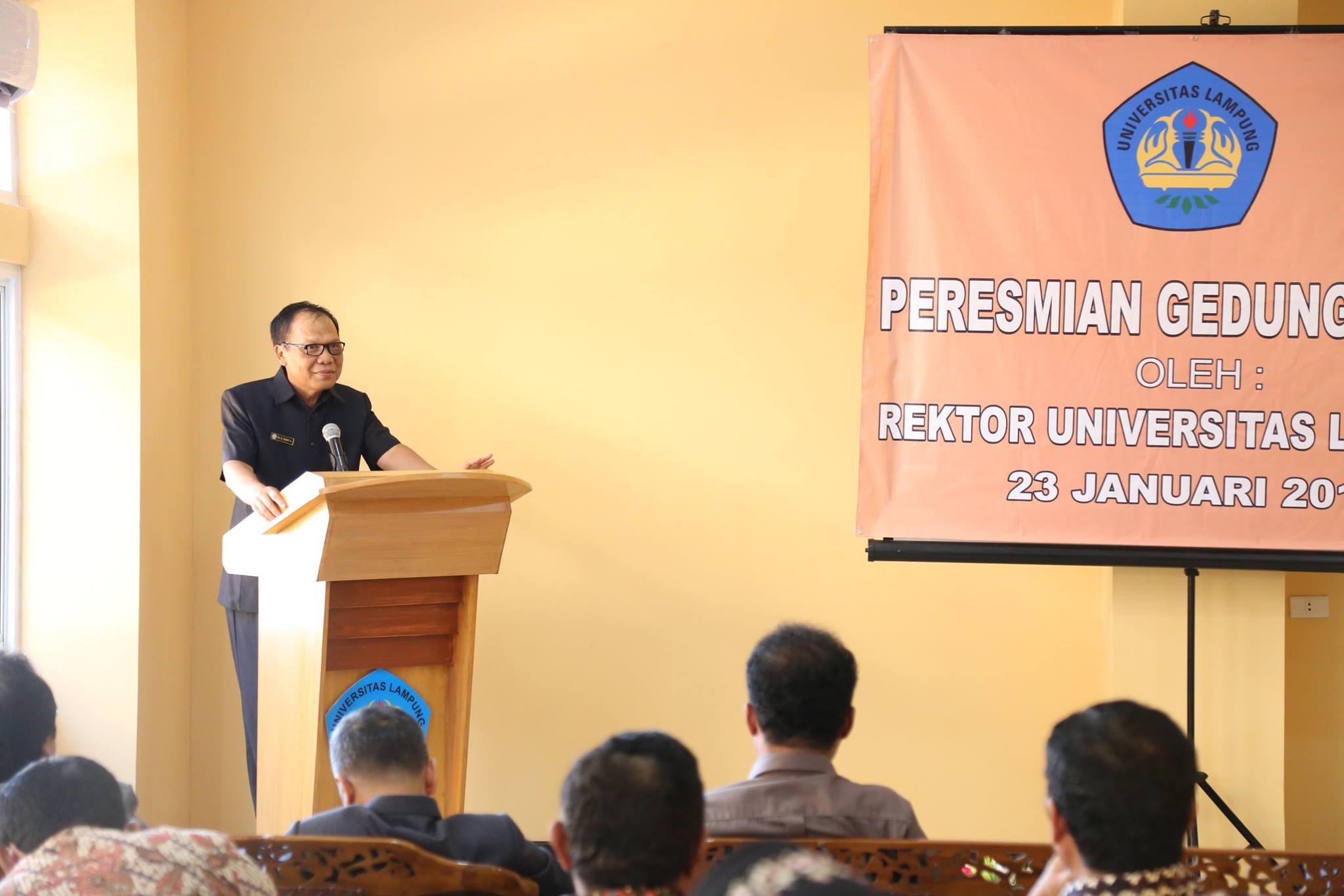 26910374_383976698729218_1503284060254009115_o