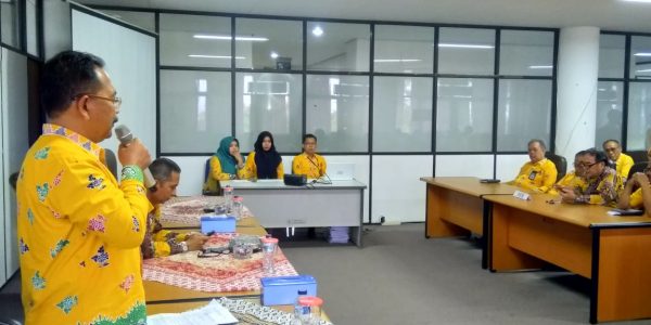 Berkomunikasi Dalam Bahasa Inggris (4)