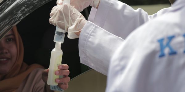 Pembagian Hand Sanitizer Gratis