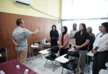 UPA Bahasa Gelar Kelas ECC untuk Tingkatkan Kemampuan Berbicara Bahasa Inggris Mahasiswa