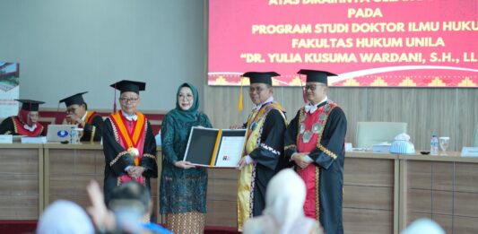FH Gelar Ujian Terbuka Sidang Promosi Doktor Yulia Kusuma Wardani