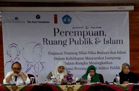 Perempuan, Ruang Publik, dan Islam