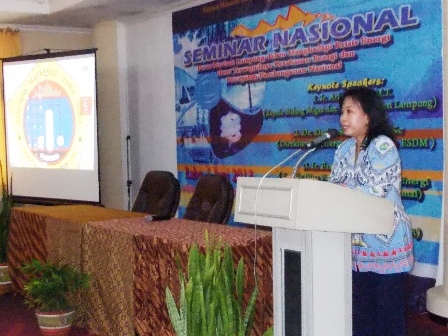 Dekan Resmikan Seminar Nasional Himatemia