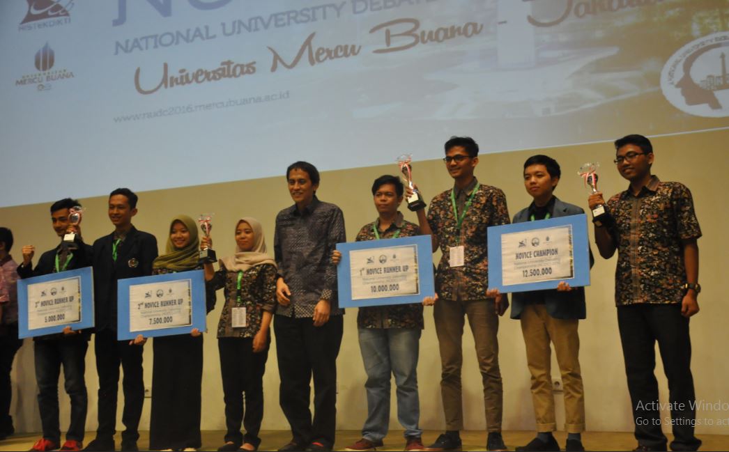 juarai-kategori-novice-debat-bahasa-inggris-2