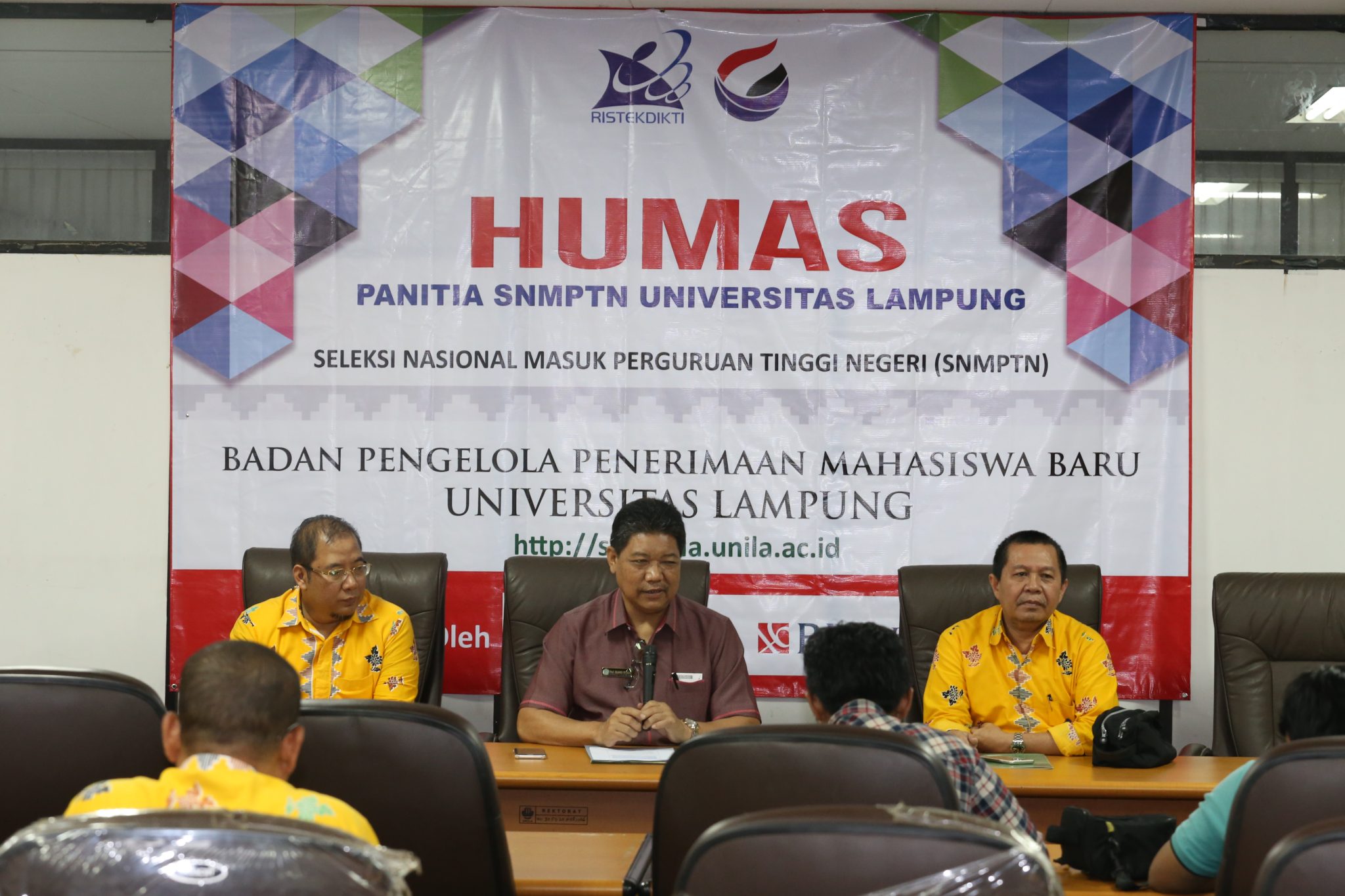 UNIVERSITAS Lampung Unila menyatakan kelulusan 1 596 calon mahasiswa yang mendaftar melalui jalur Seleksi Nasional Masuk Perguruan Tinggi Negeri SNMPTN