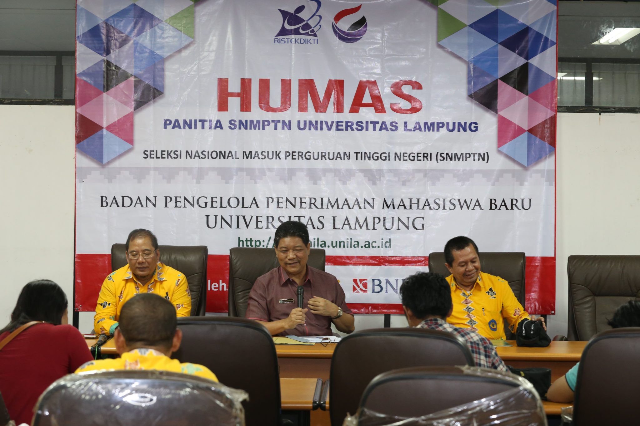 UNIVERSITAS Lampung Unila menyatakan kelulusan 1 596 calon mahasiswa yang mendaftar melalui jalur Seleksi Nasional Masuk Perguruan Tinggi Negeri SNMPTN