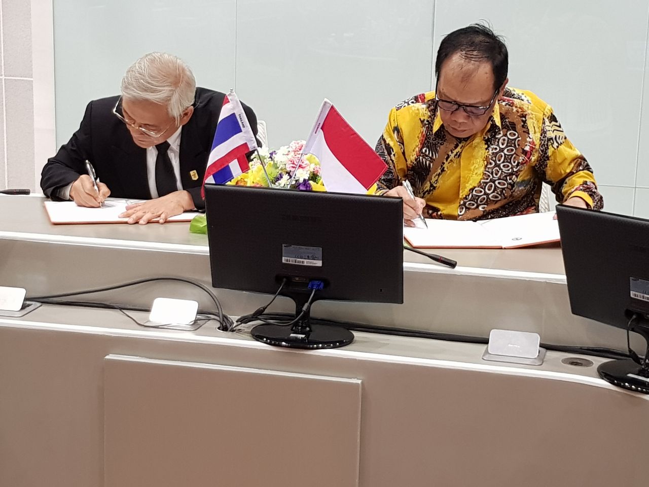 WhatsApp Image 2017-10-03 at 1.05.37 PM