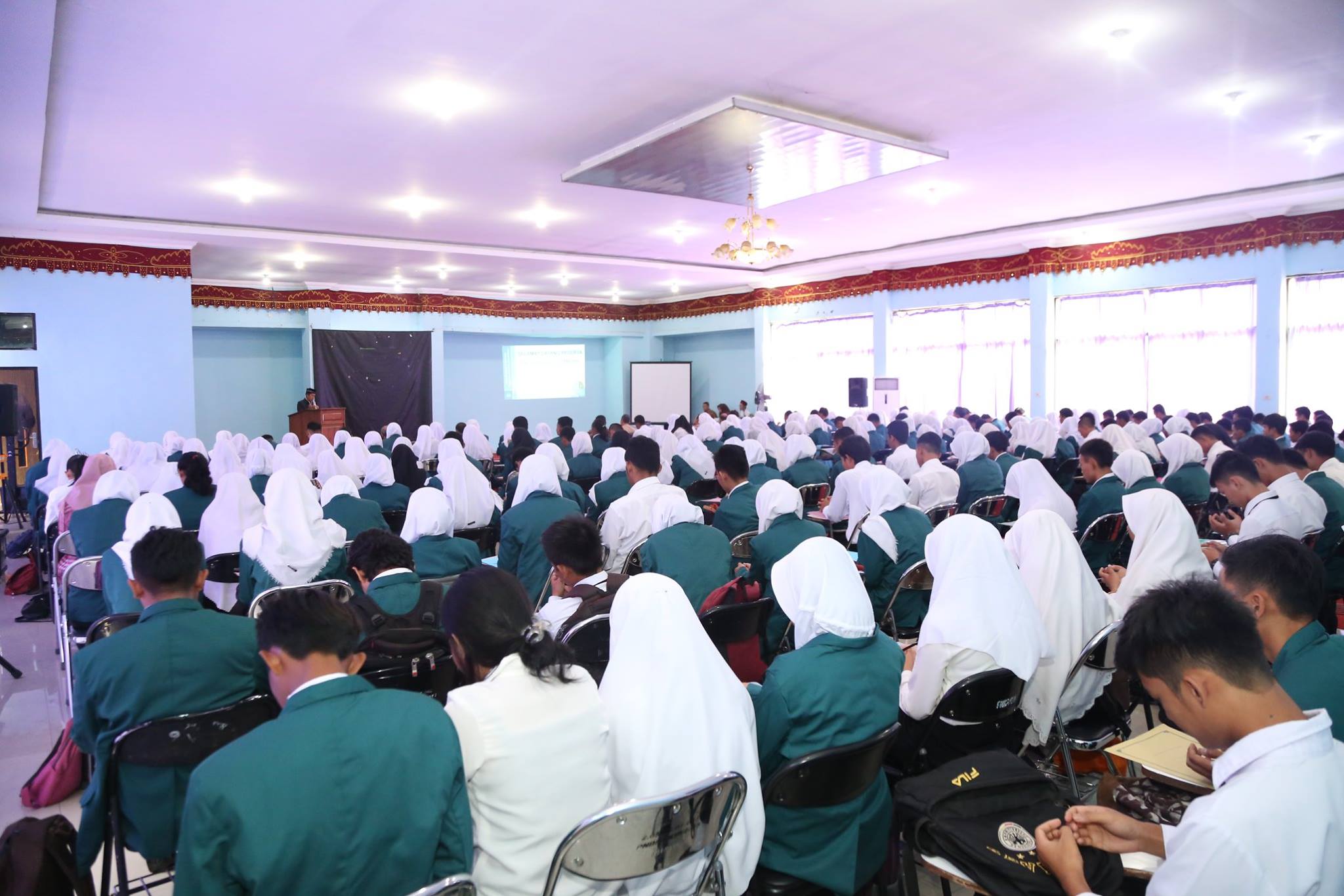 38846270_496696060790614_7171376571385643008_o