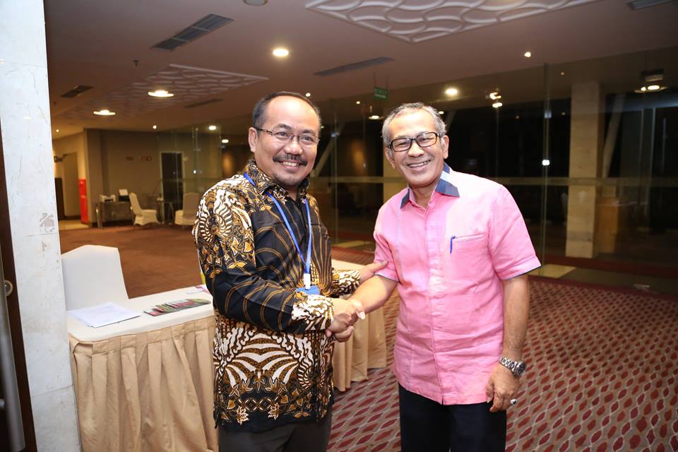 40126199_513016175825269_1857156739397320704_n