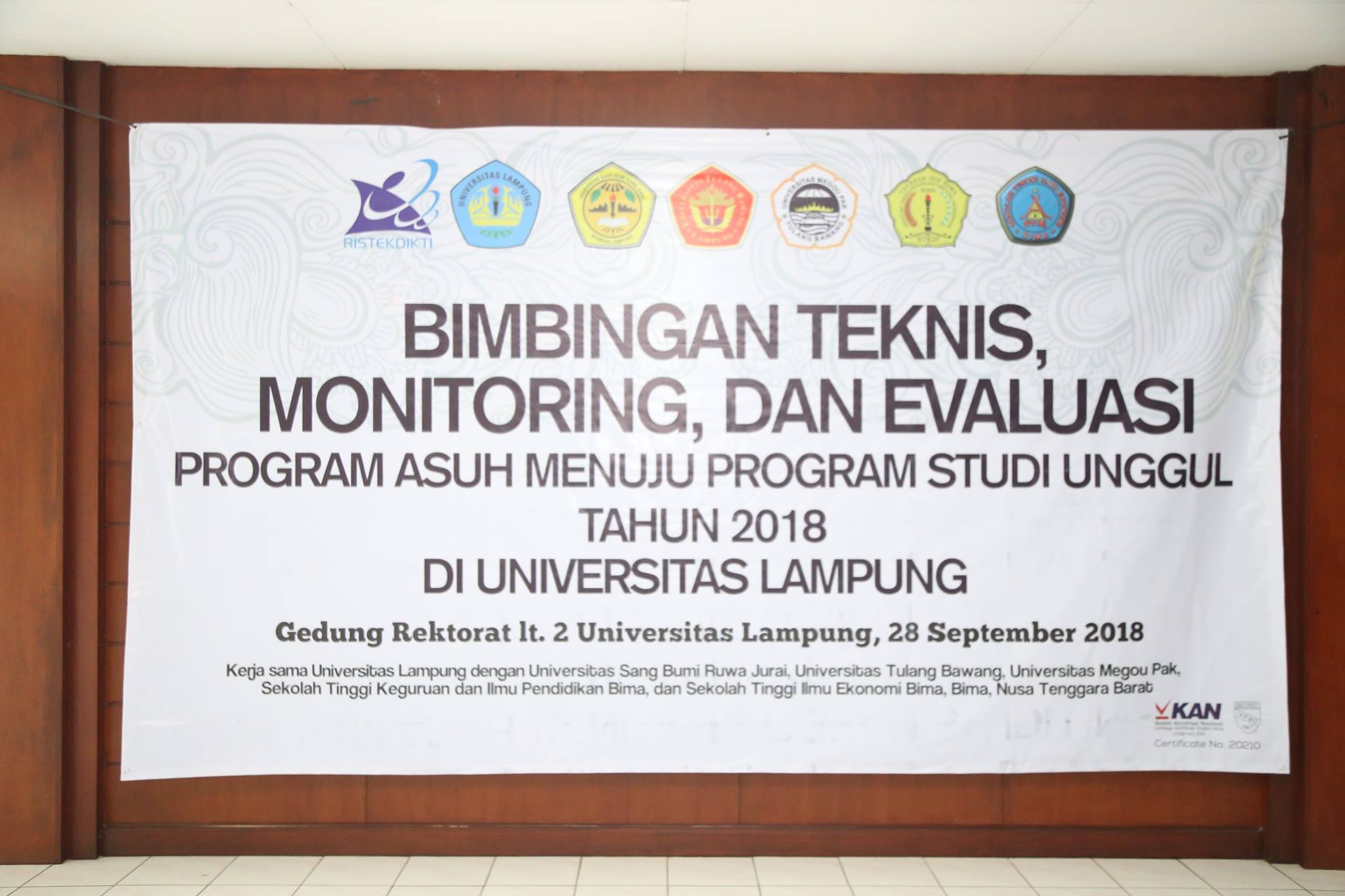 42677853_527736157686604_7950725054696783872_o