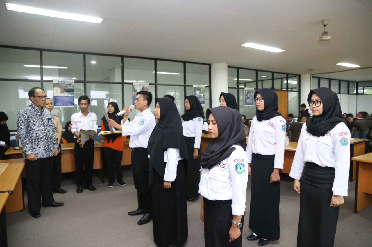 Rektor Kukuhkan Ketua KSR Unila 2019