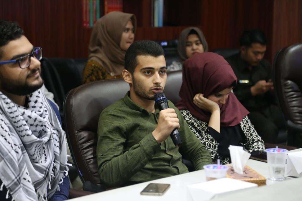 Unila Biayai Pendidikan 5 Warga Palestina