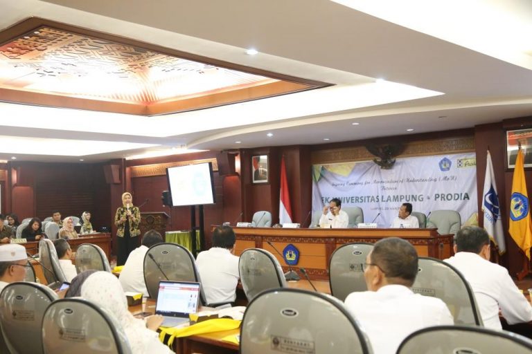 FK Unila – Prodia Jalin Kerja Sama