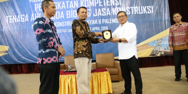 Workshop Peningkatan Kompetensi Tenaga Muda Ahli (2)