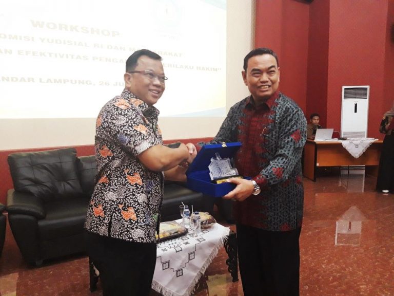 Komisi Yudisial-FH Unila Bersinergi Dorong Peradilan Bersih