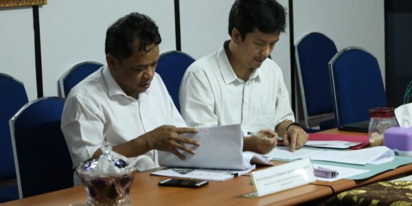 Karomani Daftarkan diri