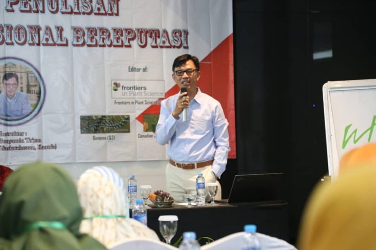 FP-LPPM Latih Dosen Tulis Jurnal Internasional Bereputasi