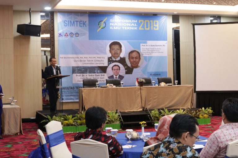 FT Gelar Simtek Kajian Multidisiplin Mitigasi Bencana