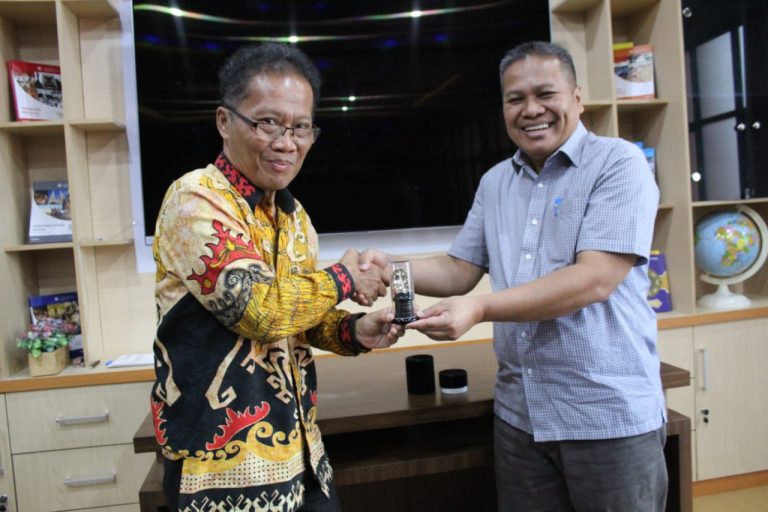 FISIP Unila- FHISIP UT Kontrak Kerja Sama Kompetensi Akademik