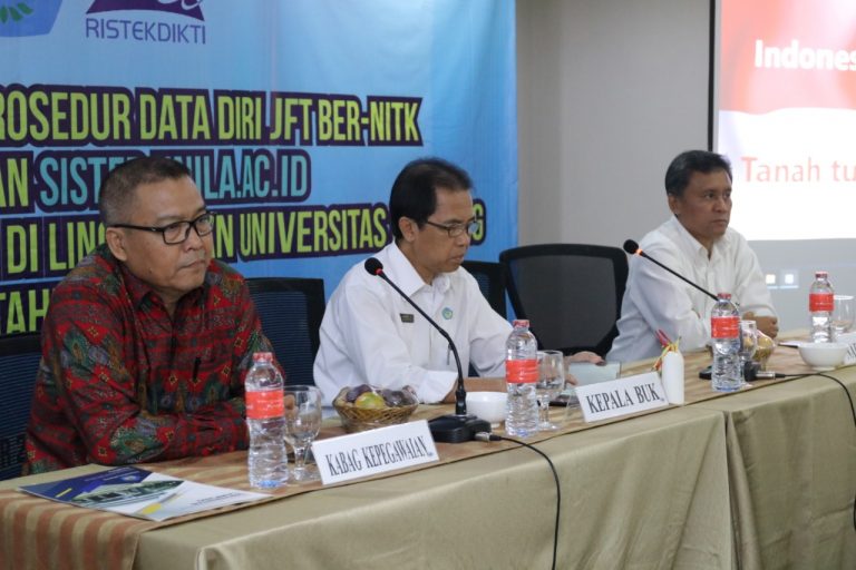 Bagian Kepegawaian Gelar Bimtek Prosedur Data JFT BerNITK