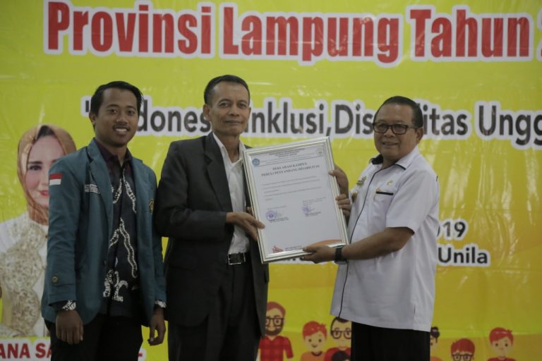 500-an Penyandang Disabilitas Peringati HDI di Unila