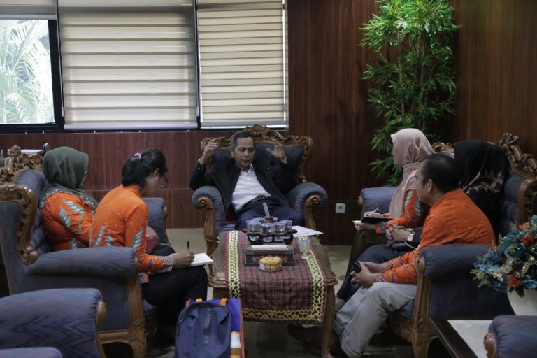 Unila dan Kantor Bahasa Gagas Kerja Sama