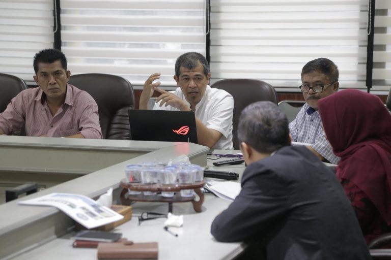 Sambangi Rektor, Tim TPST 3R Paparkan Sistem Pengolahan Sampah