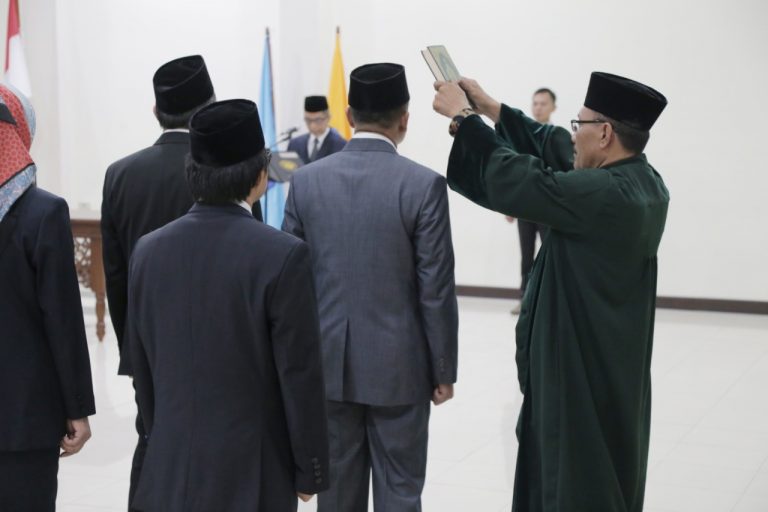 Prof Simon Sembiring Resmi Jabat Wadir Akademik Pascasarjana