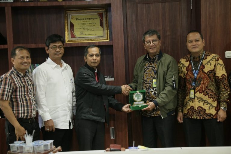 Rektor Arahkan CSR Bukopin Bermanfaat Bagi Seluruh Civitas Unila