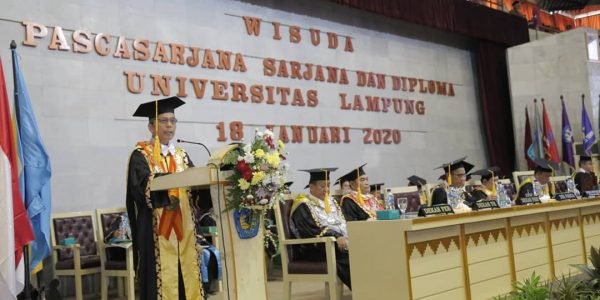 Wisuda (2)