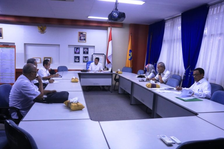 Unila Bentuk Tim Percepatan Profesor