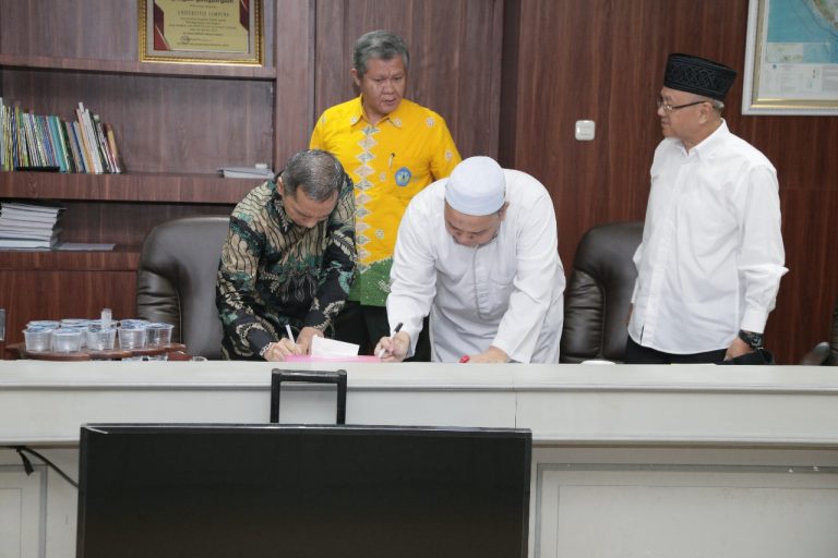 Unila dan Darmajaya Perpanjang Kerja Sama Tri Darma