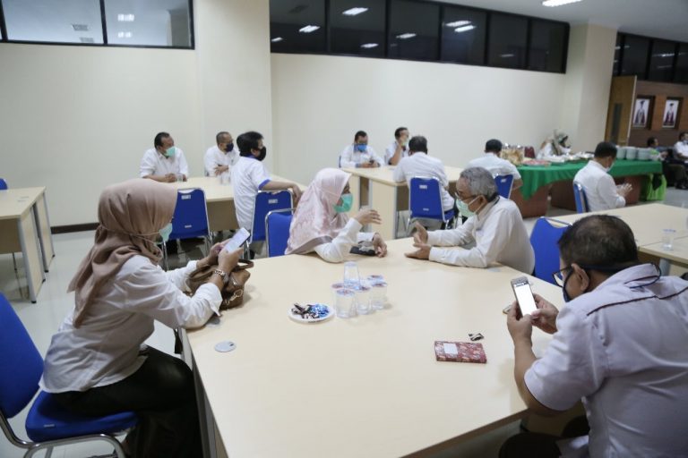 Pascasarjana Jadikan Halal Bihalal Momen Bersinergi