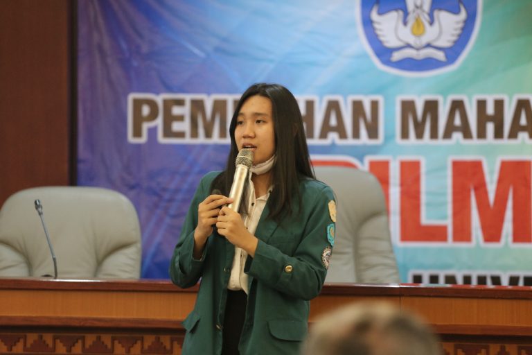 Dimas Putra Adzie Peringkat I Pilmapres Universitas 2020