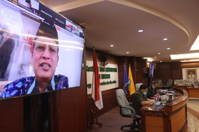 Halal Bihalal dan Seminar Daring Forum Rektor Penguat Karakter Bangsa