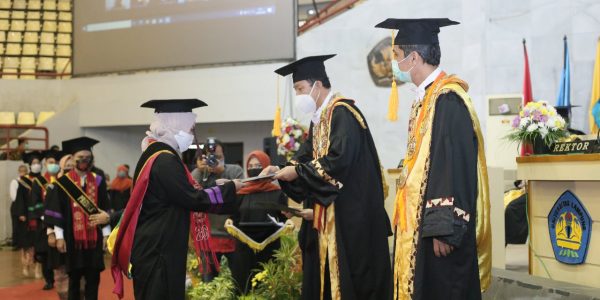 Prosesi Wisuda Daring Unila