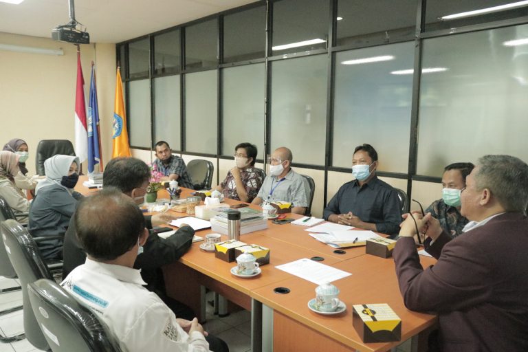 Implementasikan Kampus Merdeka, Unila-RL Buka Peluang Magang