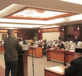 Membuka acara PEKERTI bagi dosen ITERA