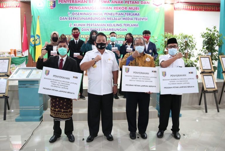 Fakultas Pertanian Raih Dua Rekor Muri Sekaligus