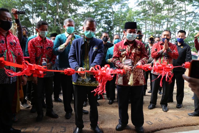 Serah Terima Gedung dan Penghargaan Wira Utama Anugraha