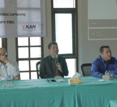 Workshop Sistem Pembelajaran Daring di Laboratorium Komputer UPT TIK