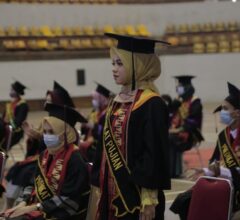Unila Mewisuda 1.040 Mahasiswa Periode I Tahun Akademik 2020/2021 Secara Daring via Zoom