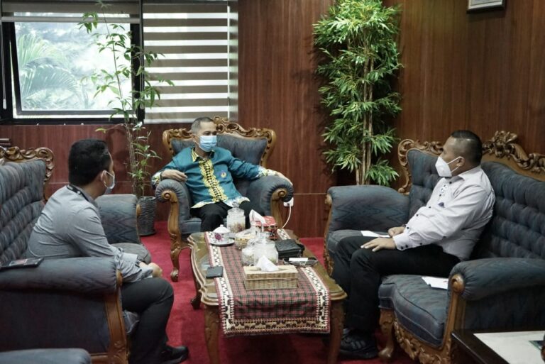 Rektor Terima Kunjungan Branch Manager baru Bank Bukopin